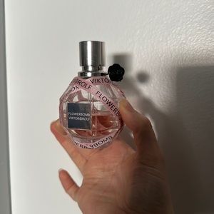 COPY - Viktor & Rolf Flowerbomb Perfume